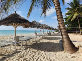 Waikiki Resort Zanzibar, Pwani Mchangani